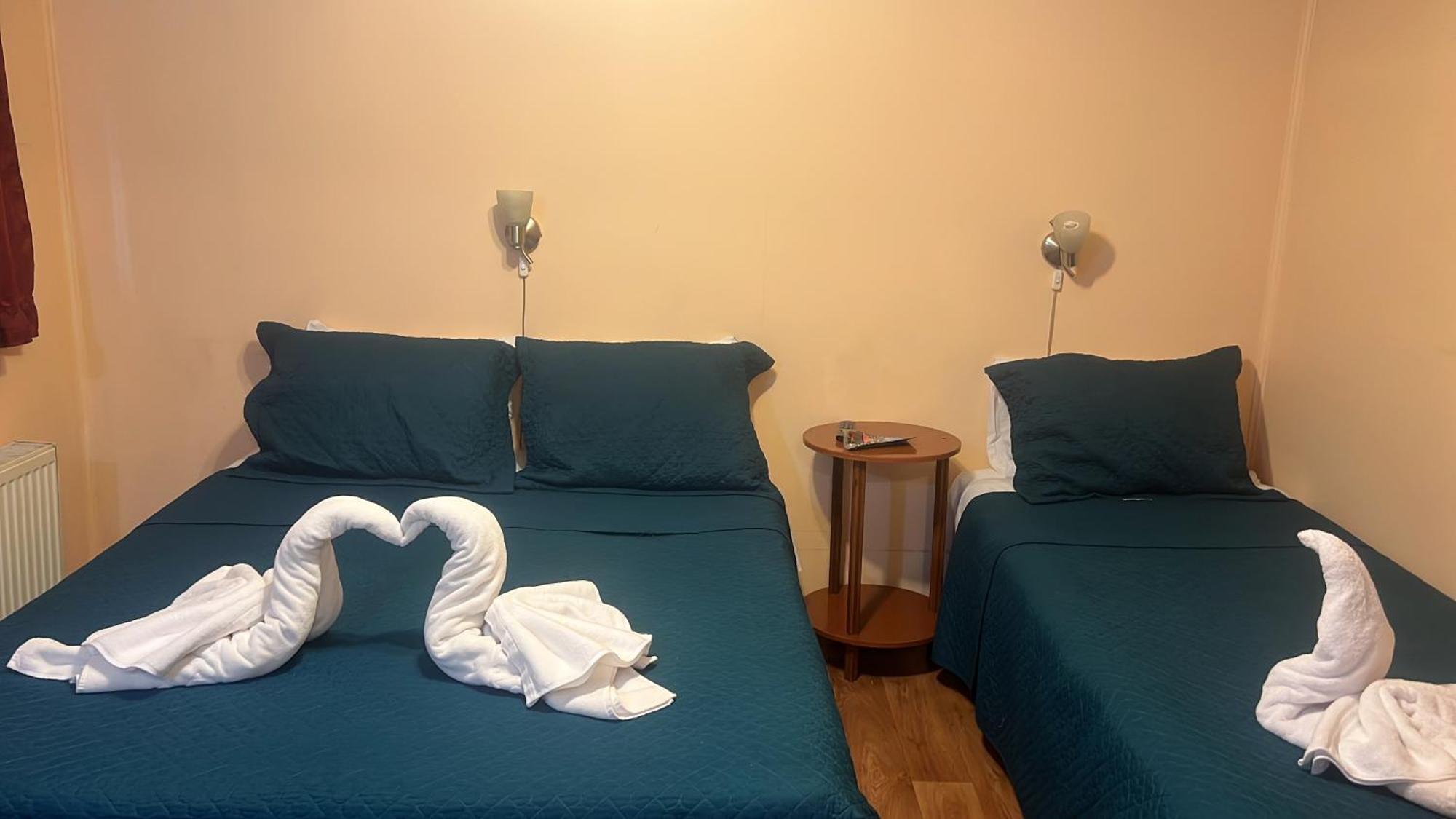 Hostal Victoria Punta Arenas Esterno foto