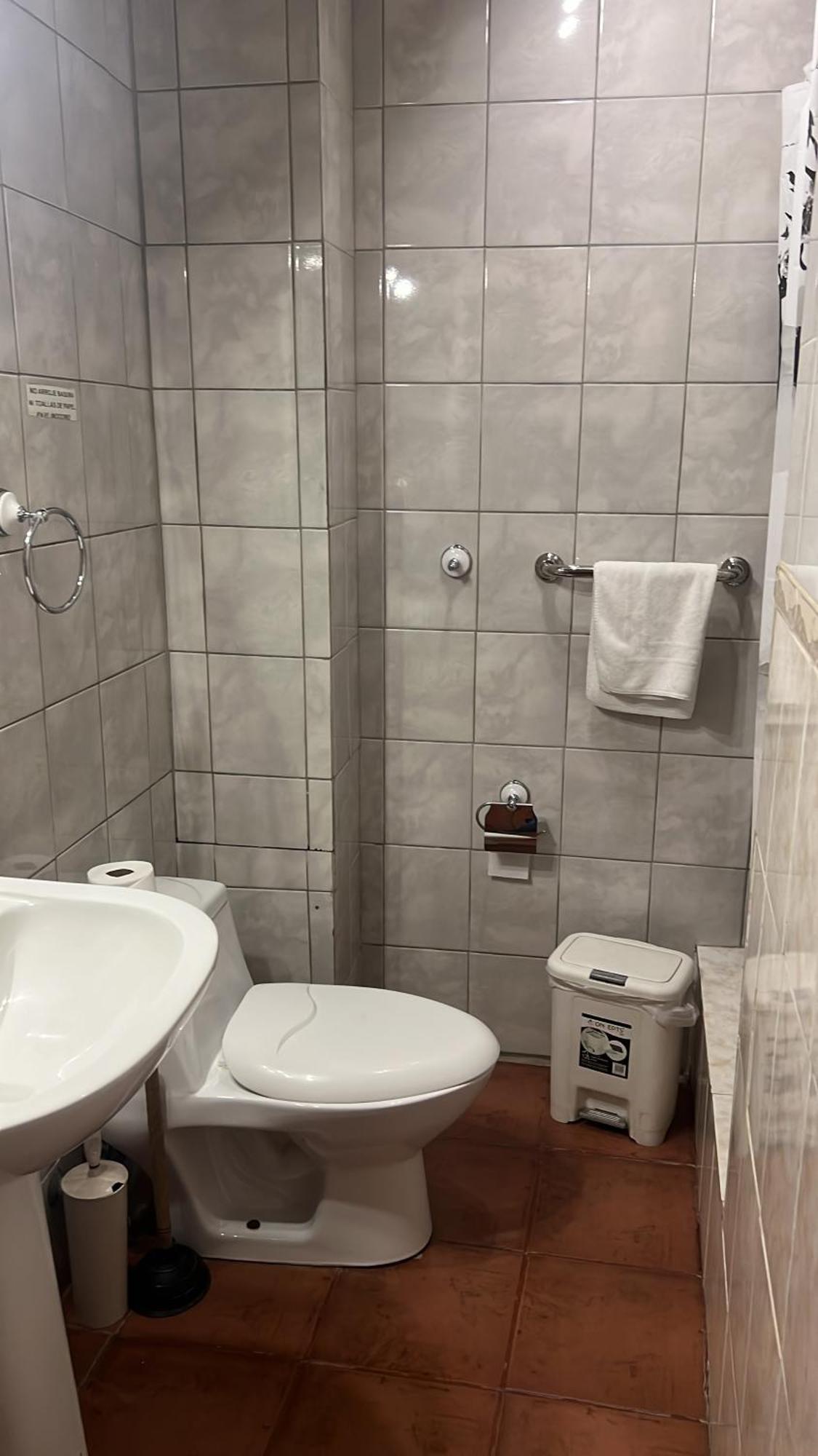 Hostal Victoria Punta Arenas Esterno foto