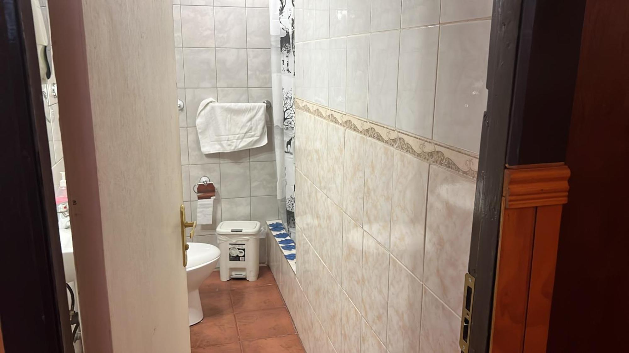 Hostal Victoria Punta Arenas Esterno foto